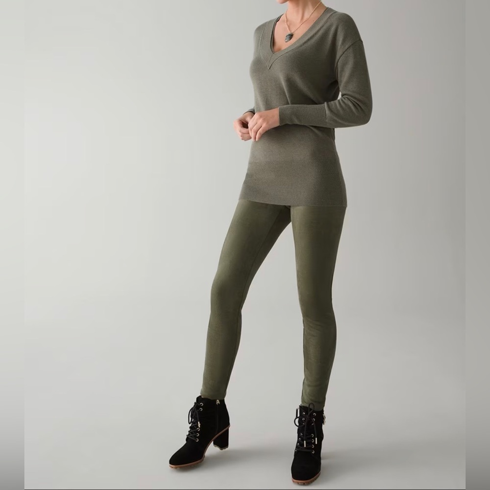 BRAND NEW WHBM Vegan-Suede WHBM Runway Leggings